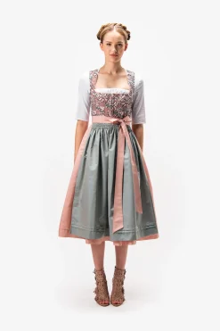 SPORTALM Dirndl*Dirndl im Salzburger Stil