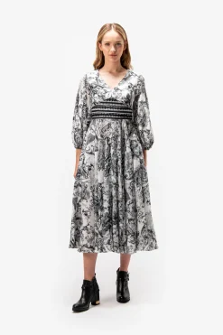 SPORTALM Kleider*Kleid mit V-Ausschnitt