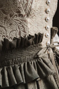 SPORTALM Dirndl*Seidendirndl mit Schürze und zusätzlichem Gürtel